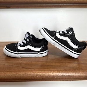Toddler Classic Vans, size 7.